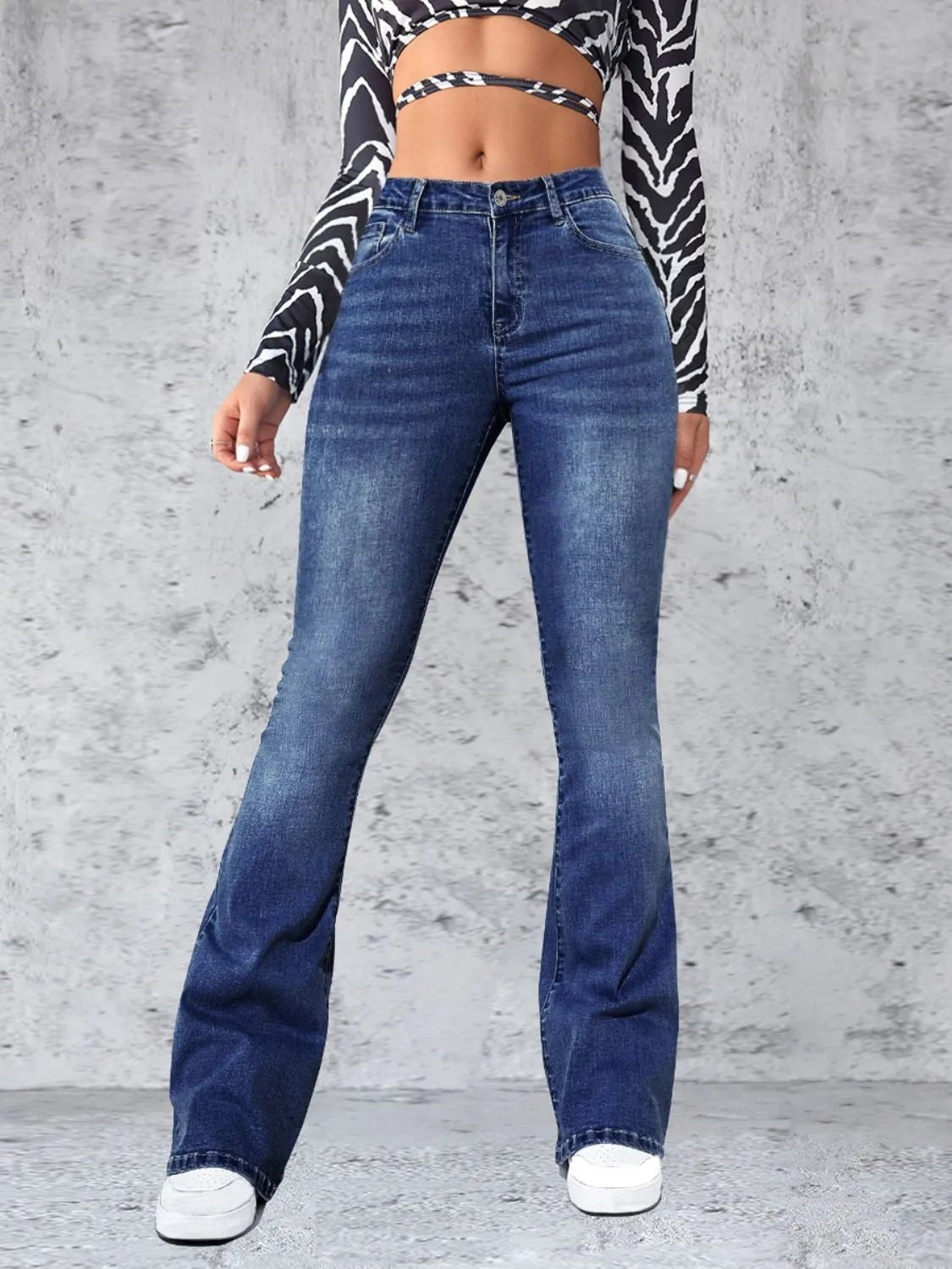 High Rise Jeans with Pockets - Ramm Clothing Ink